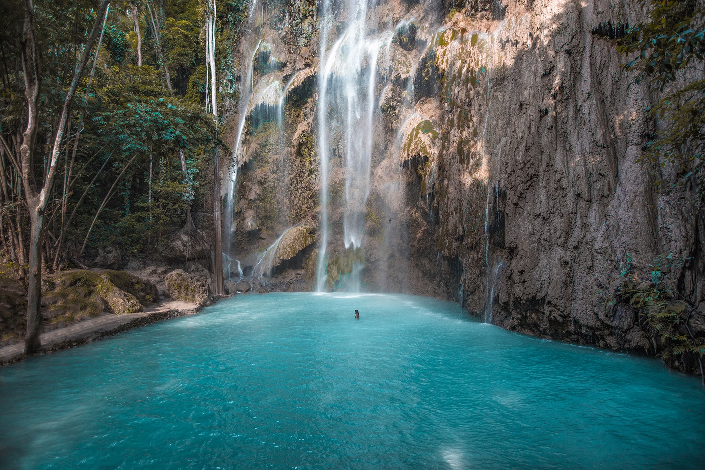 Tumalog_Falls.jpg