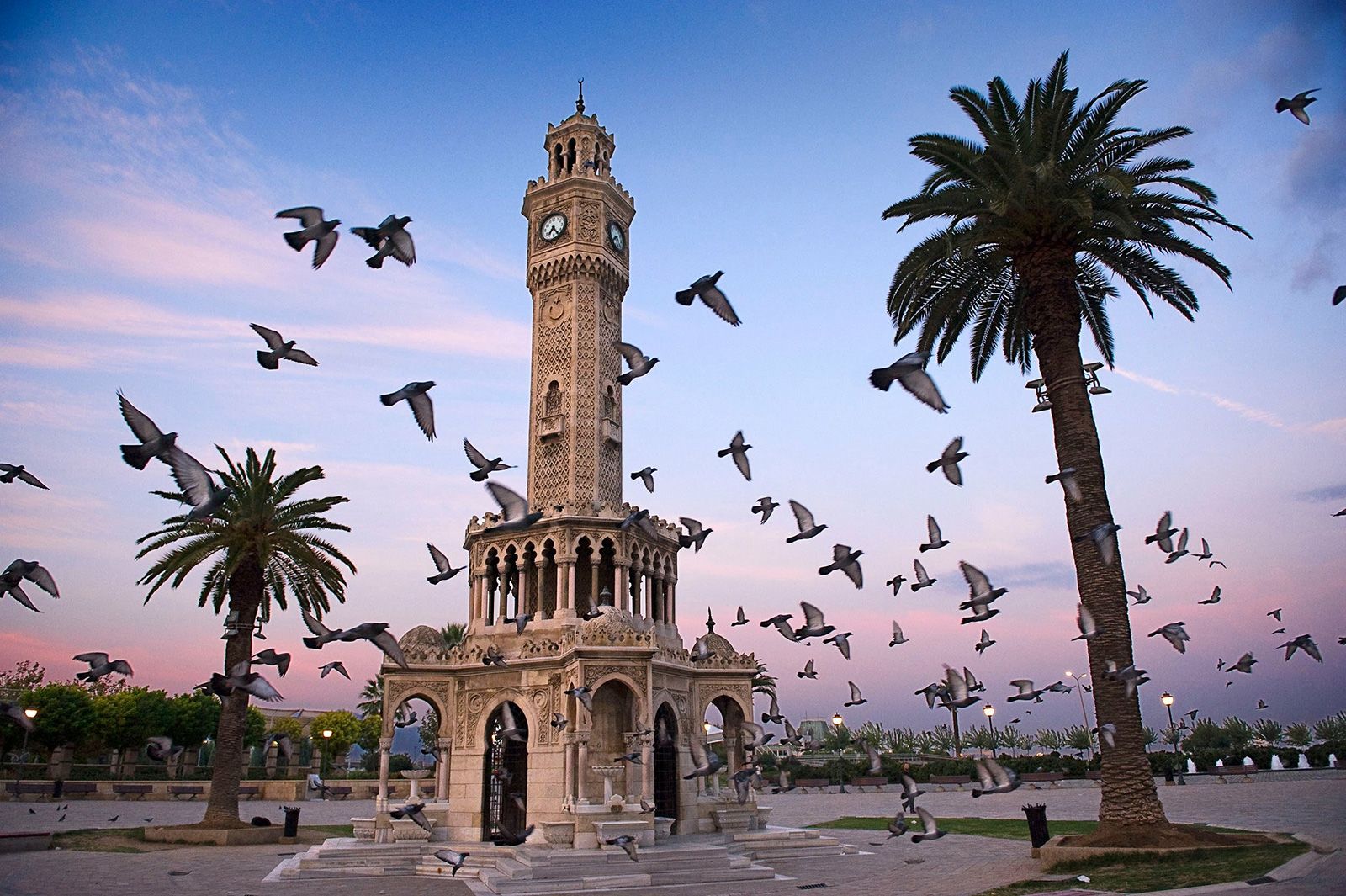 220829132917-01-body-izmir-turkey-clock-tower.jpg