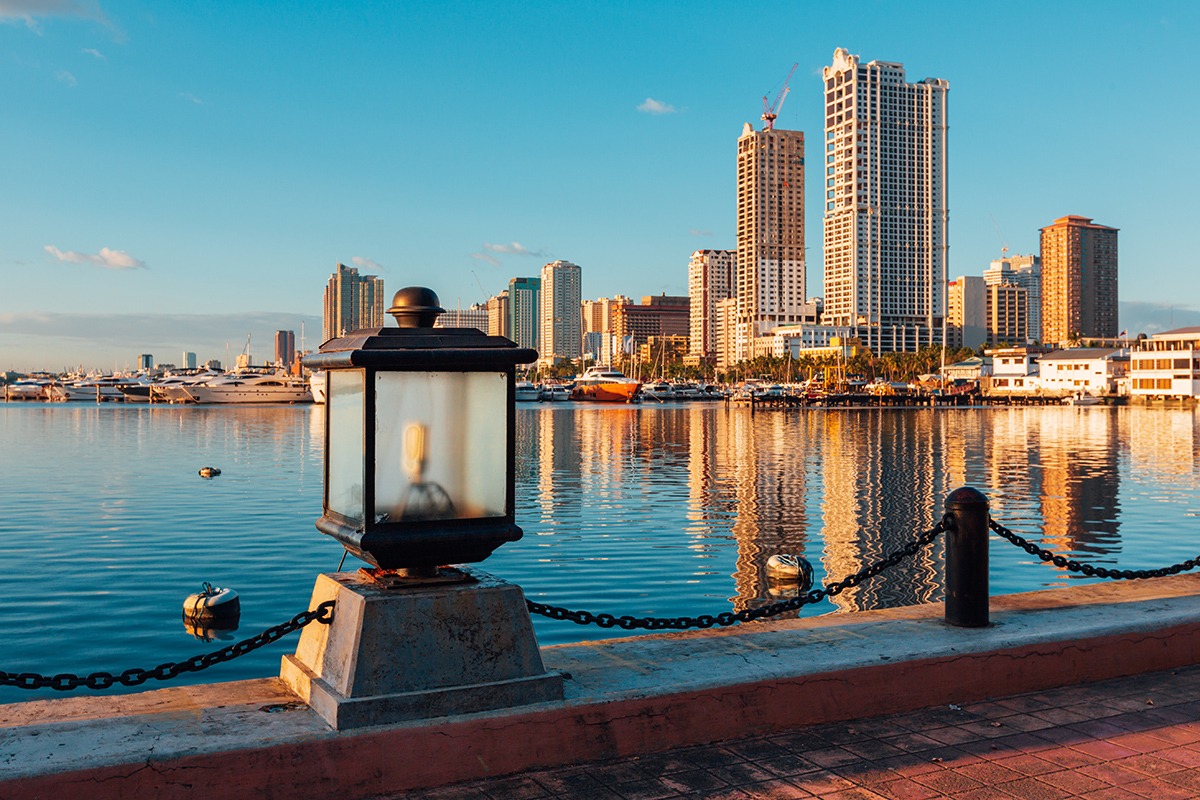 Historic-Manila-Rich-Cultural-Heritage-Manila-Bay-Walk.jpg